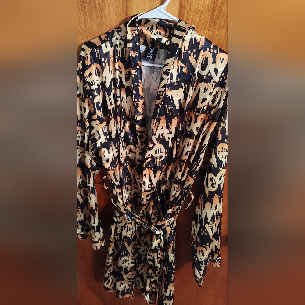 PLAYBOY‎ Black and Gold Wrap-Style Robe